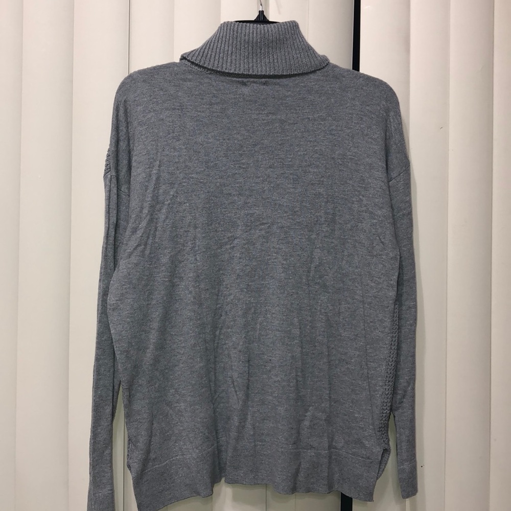 Sweater - Picture 3 of 3
